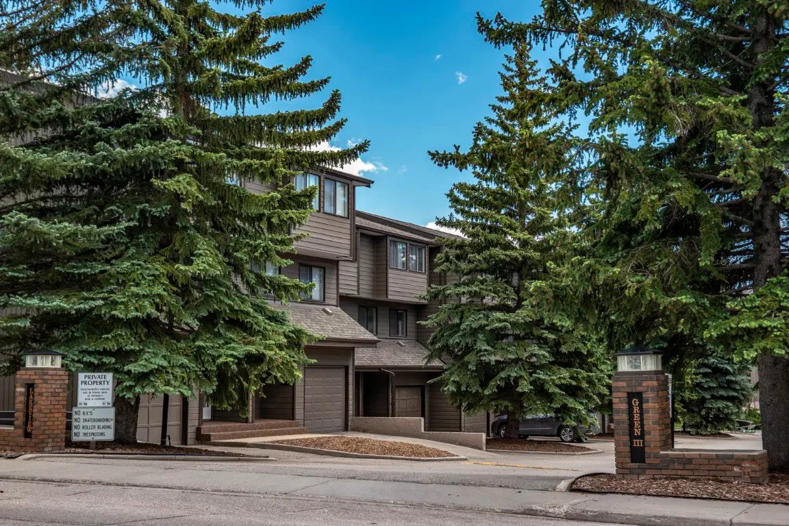 Lakeview community in Calgary